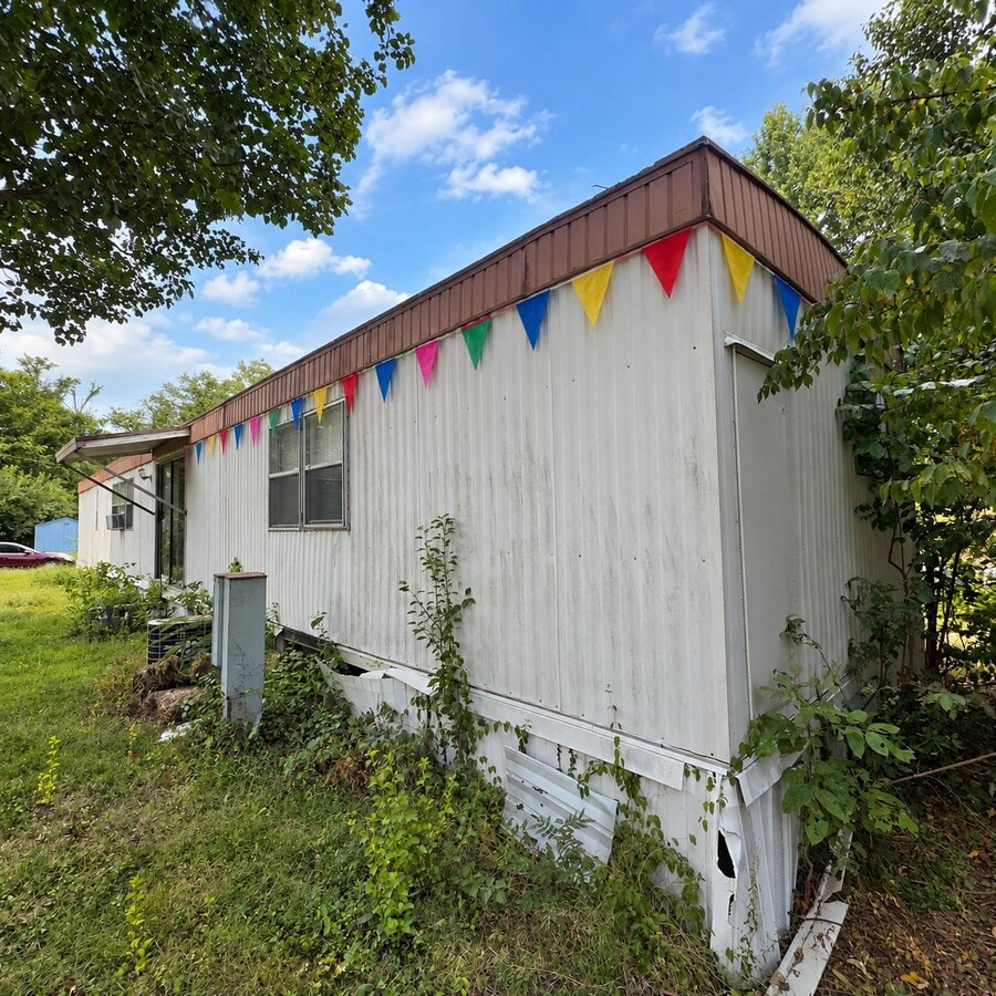 Photo - 52 Deerwood Park