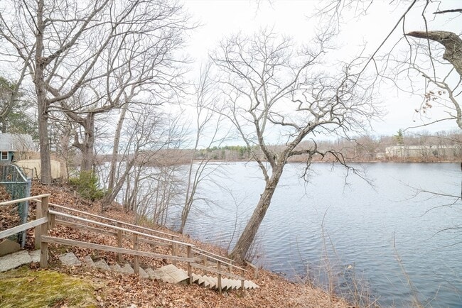 Photo - 8 Blackstone St