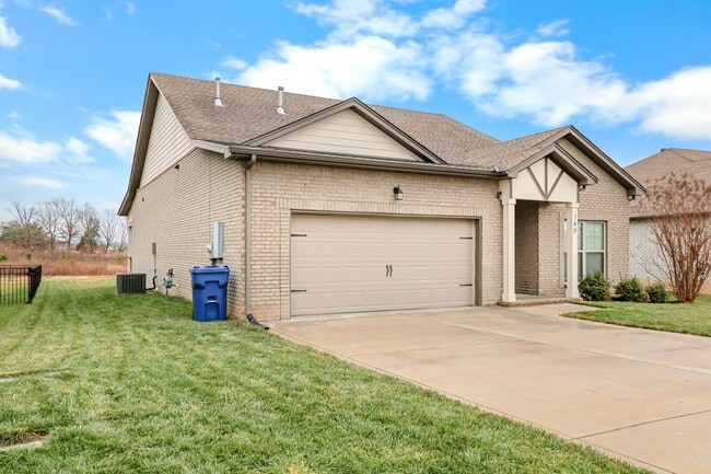 Photo - 740 Jersey Dr