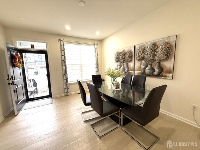 Photo - 21 Wisteria Ct