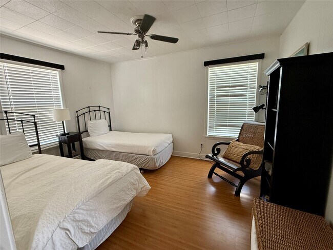 Photo - 12925 John Reynolds Rd