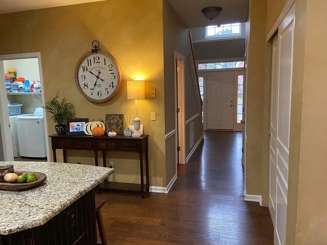 Photo - 300 Founders Pointe Blvd