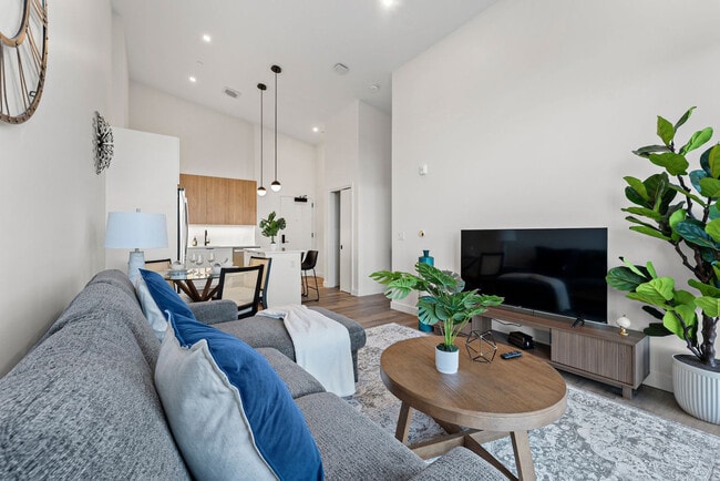 Photo - 282 Bremen St Unidad SI ID1543036P