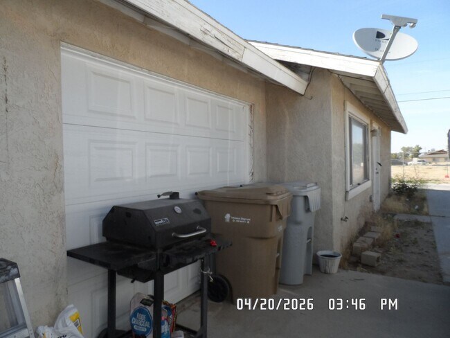16552 Vine St Unit 2