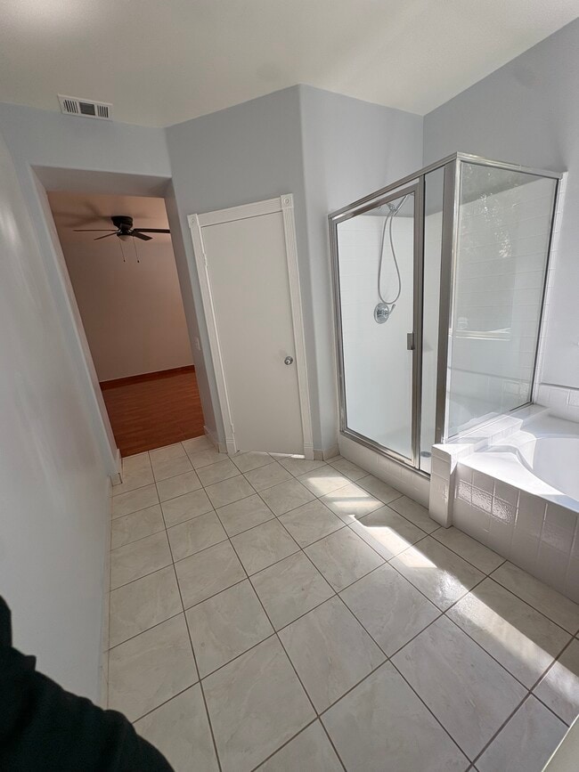 Photo - 1312 Holguin St