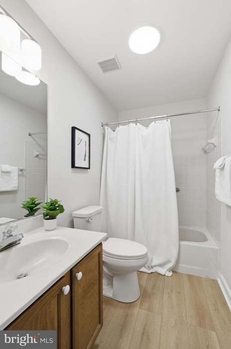 Photo - 2705 Coxswain Pl