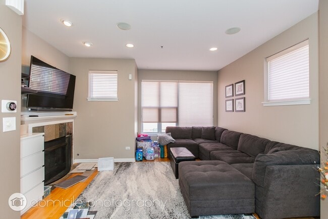 Photo - 16 S Aberdeen St Unit 1