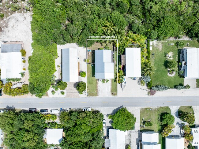 Photo - 29283 Coconut Palm Dr