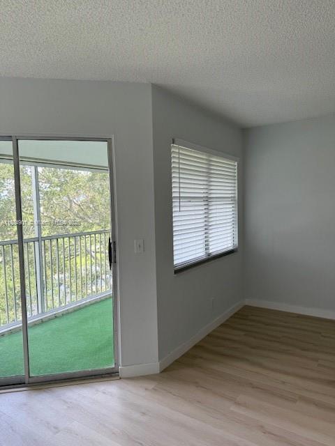 Photo - 1001 SW 128th Terrace Unidad 404B