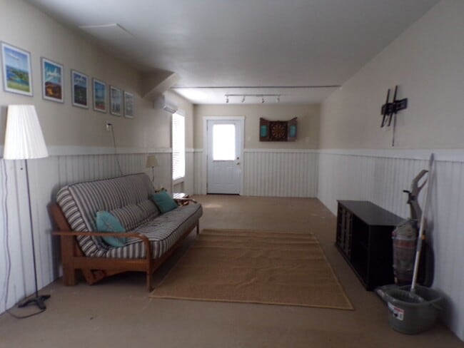 Photo - Adorable Home Located In Yacht Cove