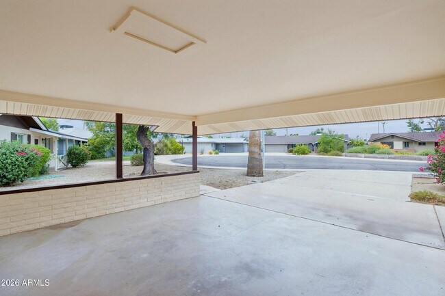 Photo - 1014 E Balboa Cir