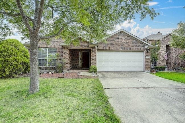 Building Photo - 2041 Meadow View Dr