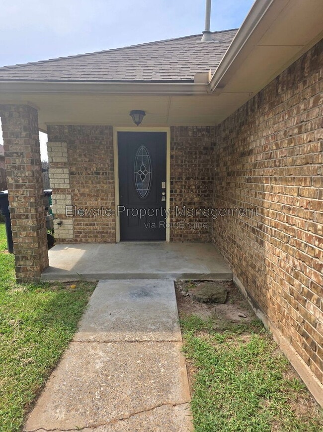 Photo - 804 SW 151st St Unit A