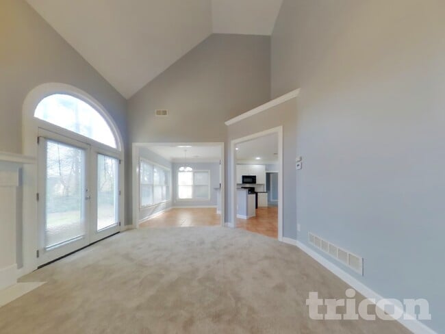 Photo - 5024 Kendall Station NW