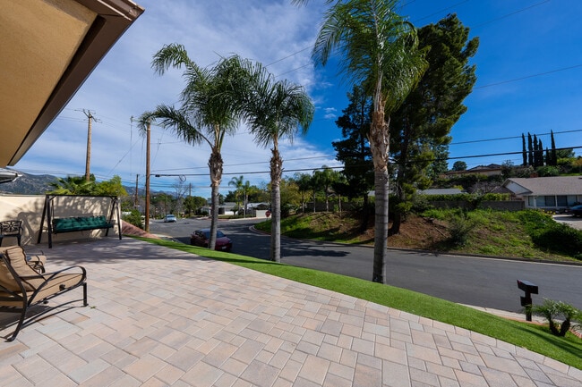 Photo - 6907 Estepa Dr