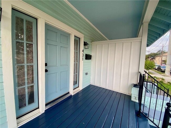 Photo - 431 S Genois St