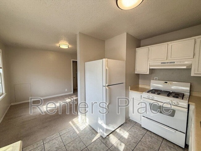 Photo - 3840 S Rockford Ave