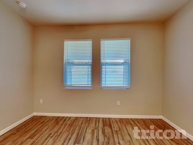 Photo - 2361 Sanderling St