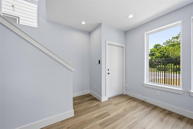Photo - 4138 Larkspur St Unidad D