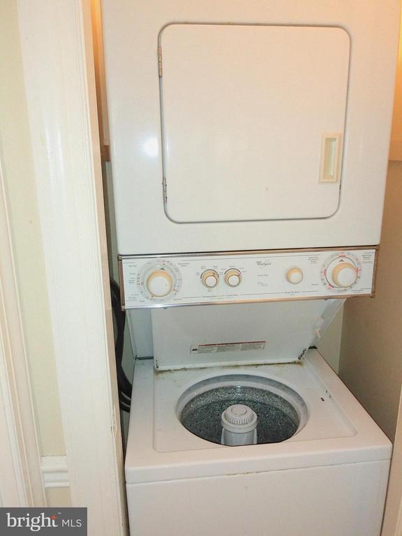 Photo - 2043 Mt Vernon St Unit 1F