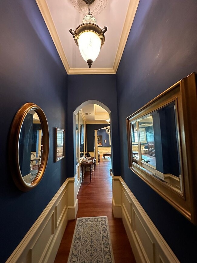 Charming Fully Furnished Condo on Upper Ki... Unit D Condo for Rent