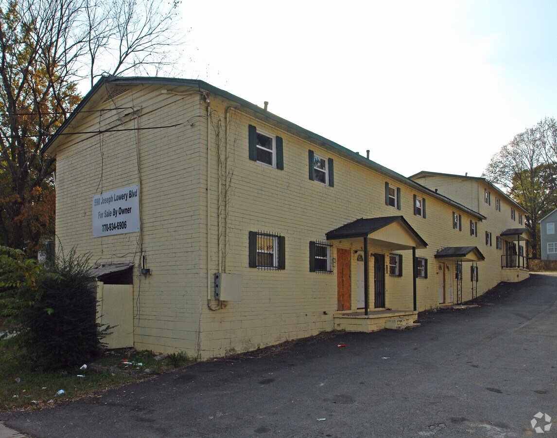 Photo - 590 Joseph E Lowery Blvd Apartments