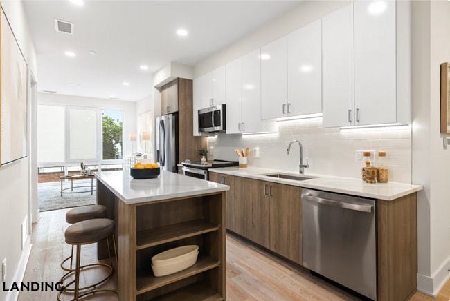 Photo - 5508 7th St NW Unidad 404