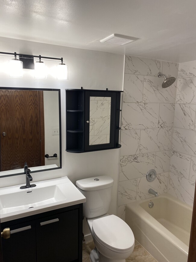 Photo - 5411 W Lawrence Ave Unit 2A