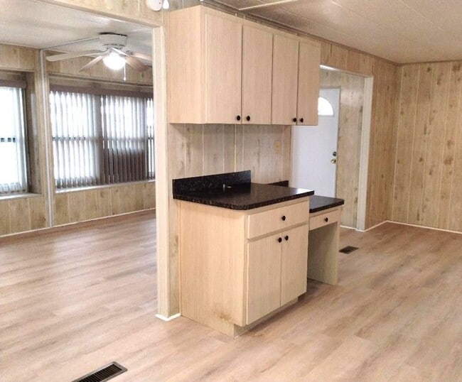 Photo - 9283 Denmarsh Dr