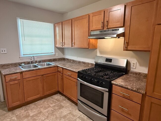 Photo - BH-beal3721 Unit 3721 Driftwood Dr. - ELT