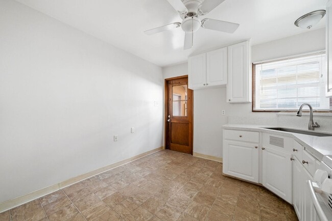 Photo - Recently Refreshed 3 Bedroom 1 Bath home in Old Town Orange