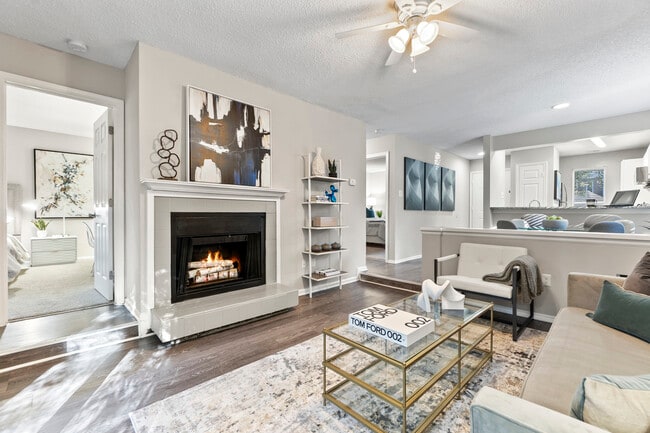 Living room - Breckenridge Apartments