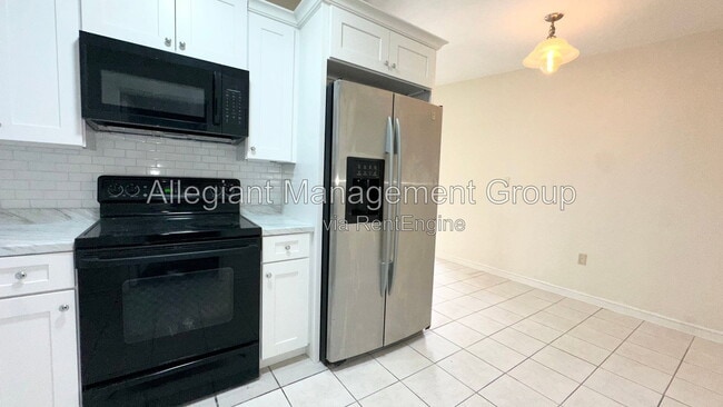 Photo - 4110 Alverado St