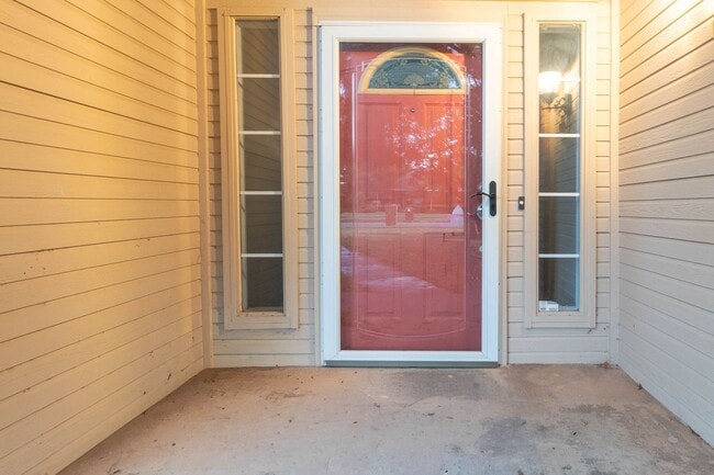 Photo - 10501 NW 45th St