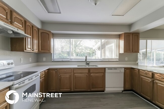 Photo - 512 San Marie Ave