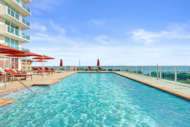 Photo - 2889 McFarlane Rd Unit SI ID1504101P