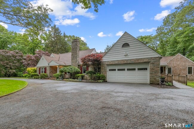 Photo - 190 E Rocks Rd