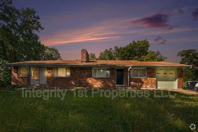 Building Photo - 4200 N Askew Ave Rental