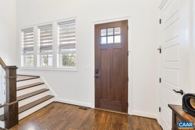 Photo - 1160 Colbert St