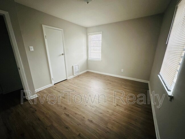 Photo - 3253 Ford Rd