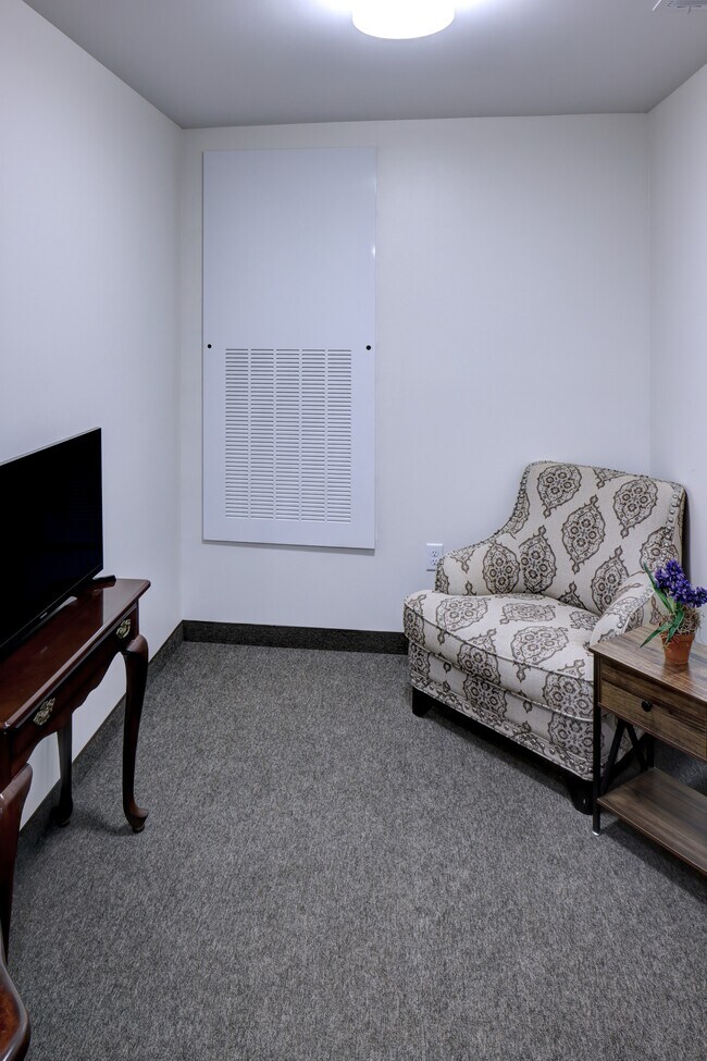 Den (1 Bedroom w Den)