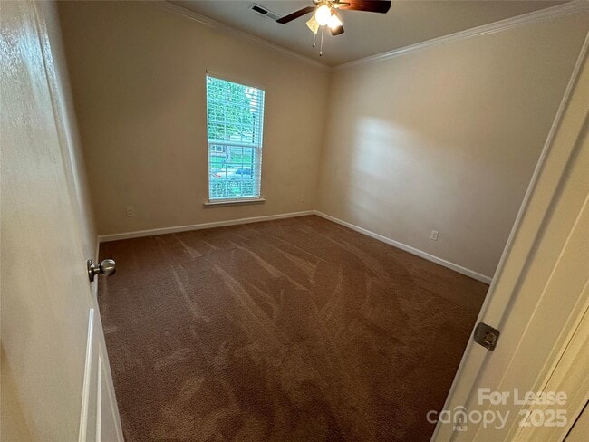 Photo - 141 Four Seasons Way