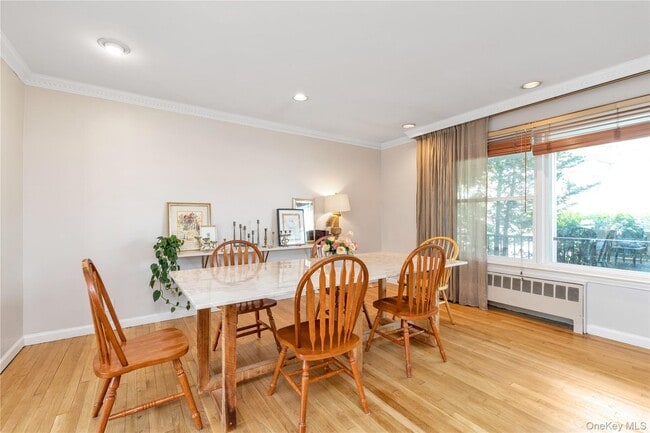 Photo - 1443 Park St