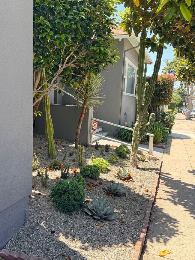 Photo - 817 52nd St Unidad C