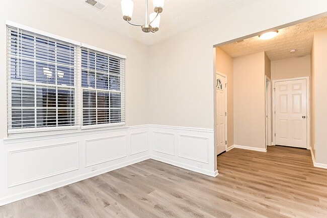 Photo - 1253 Winwood Dr