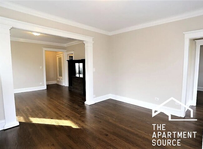 Photo - 1437 W Carmen Ave Unit 1F