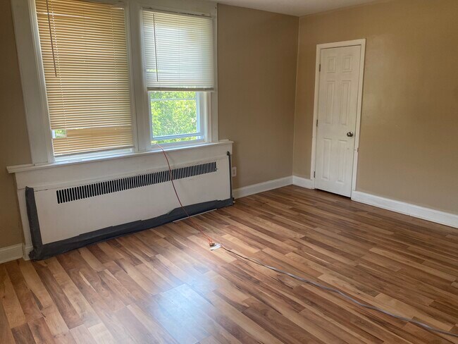 Photo - 4654 Penhurst St Unit Apt 2