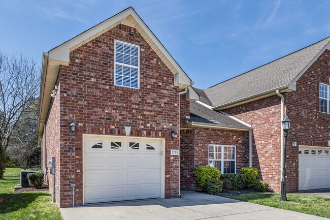 Photo - 2208 Stanford Ct