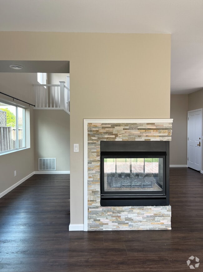Building Photo - 18106 Stonehaven Rental
