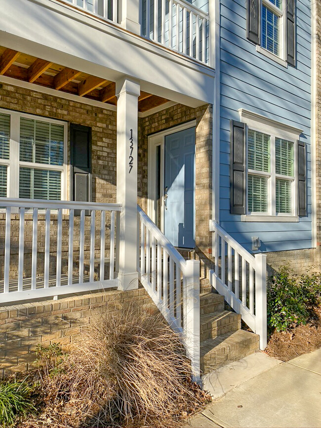 Photo - 13727 Old Vermillion Dr House